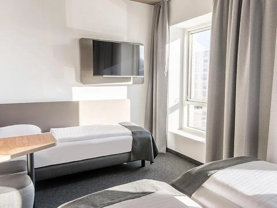 B&B Hotel Aalborg 3*,